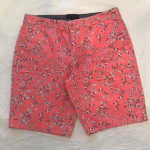Banana Republic Womans shorts 9” inseam